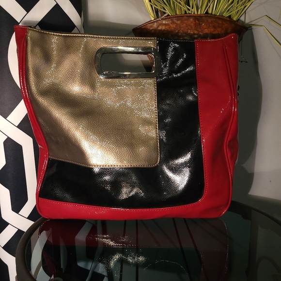 Purses - Picture 3 of 4